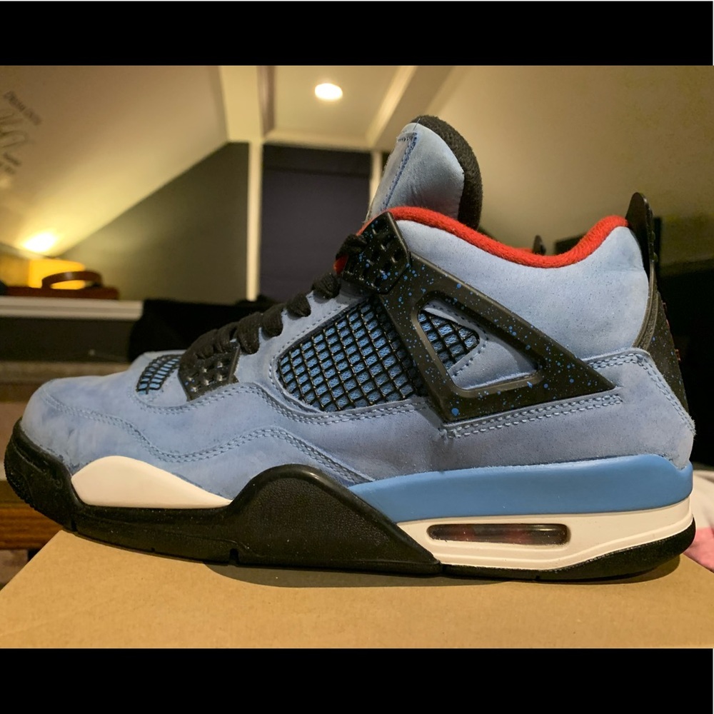 Air Jordan 4 Travis Scott